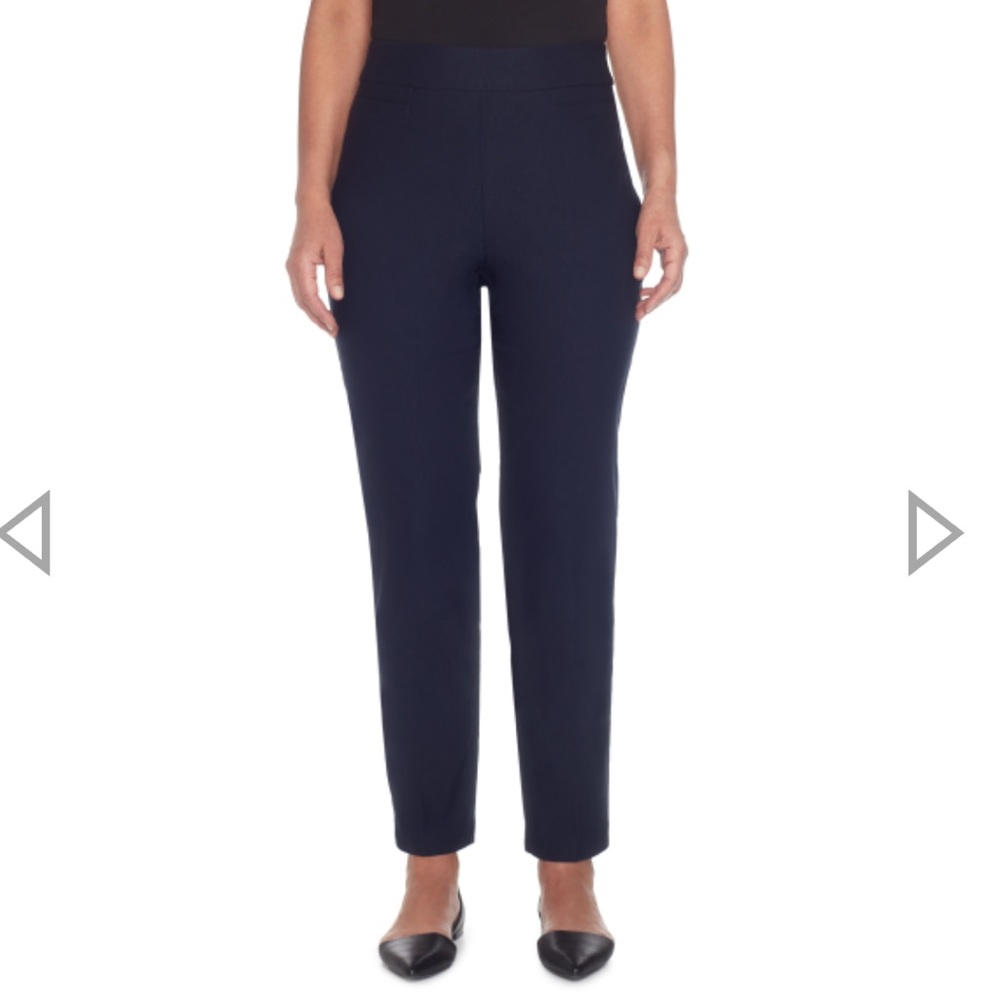 NWT Alfred Dunner Classics Allure Stretch Short Length Navy Pant